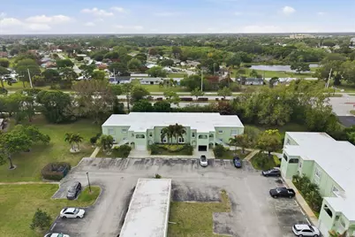 2074 SE Wild Meadow Circle, Port Saint Lucie, FL 34952 - Photo 23