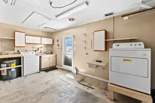 7898 Ridgewood Dr, Lake Worth, FL 33467 - Photo 23