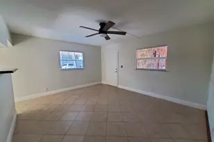 313 SW 1st Ct SW, Pompano Beach, FL 33060 - Photo 5