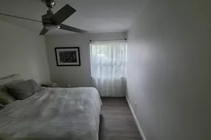 9651 SW 9th Ct, Pembroke Pines, FL 33025 - Photo 17