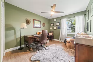 9651 SW 9th Ct, Pembroke Pines, FL 33025 - Photo 19