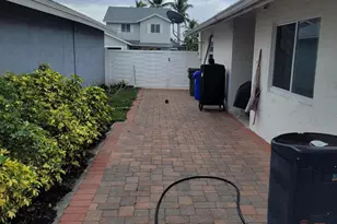 9651 SW 9th Ct, Pembroke Pines, FL 33025 - Photo 29