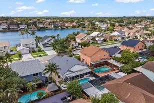 9651 SW 9th Ct, Pembroke Pines, FL 33025 - Photo 31