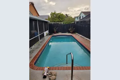 9651 SW 9th Court, Pembroke Pines, FL 33025 - Photo 27