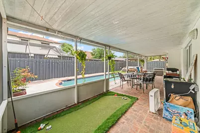 9651 SW 9th Court, Pembroke Pines, FL 33025 - Photo 23