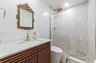 9651 SW 9th Ct, Pembroke Pines, FL 33025 - Photo 21