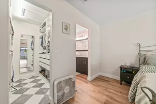 9651 SW 9th Ct, Pembroke Pines, FL 33025 - Photo 15