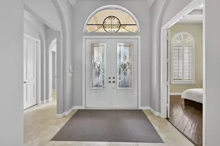 142 Viera Dr, Palm Beach Gardens, FL 33418 - Photo 9