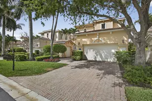 142 Viera Dr, Palm Beach Gardens, FL 33418 - Photo 3