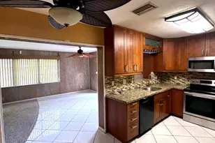 6600 Allen St, Hollywood, FL 33024 - Photo 5