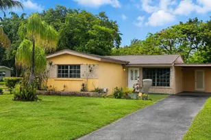 6600 Allen St, Hollywood, FL 33024 - Photo 1