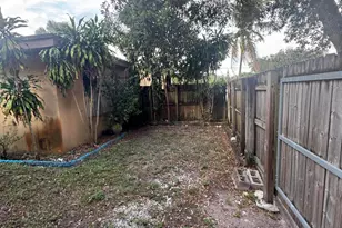 6600 Allen St, Hollywood, FL 33024 - Photo 23