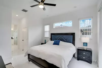 2962 NW 10th Court, Fort Lauderdale, FL 33311 - Photo 17