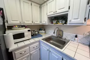 2191 NE 1st Ct, Boynton Beach, FL 33435 - Photo 3