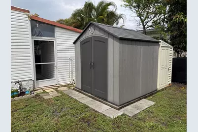 1900 SW 83rd Terrace, Davie, FL 33324 - Photo 13
