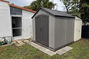 1900 SW 83rd Terrace, Davie, FL 33324 - Photo 13