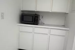 2425 Presidential Way Way, West Palm Beach, FL 33401 - Photo 21