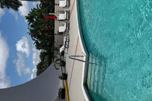 2425 Presidential Way Way, West Palm Beach, FL 33401 - Photo 9