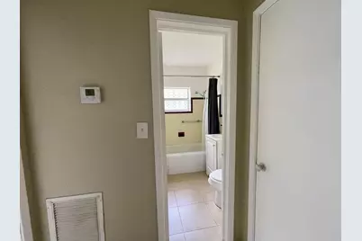 2204 NW 3rd Avenue #2, Wilton Manors, FL 33311 - Photo 9