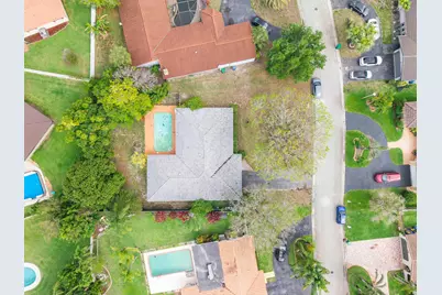 10601 NW 43rd Court, Coral Springs, FL 33065 - Photo 3