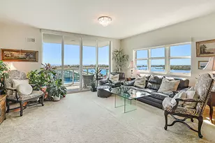 2640 Lake Shore Dr, Riviera Beach, FL 33404 - Photo 9