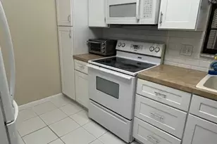 4054 N Pine Island Rd, Sunrise, FL 33351 - Photo 11