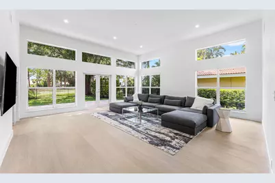 654 W Lakewoode Circle, Delray Beach, FL 33445 - Photo 7