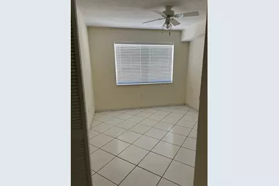 2600 Collins Avenue #401, Miami Beach, FL 33140 - Photo 7