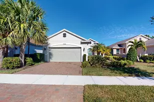 9592 SW Royal Poinciana Dr, Port Saint Lucie, FL 34987 - Photo 5