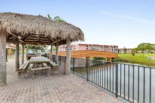 9401 Sunrise Lakes Blvd, Sunrise, FL 33322 - Photo 37