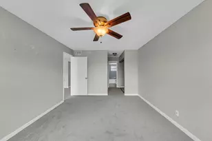 9401 Sunrise Lakes Blvd, Sunrise, FL 33322 - Photo 19