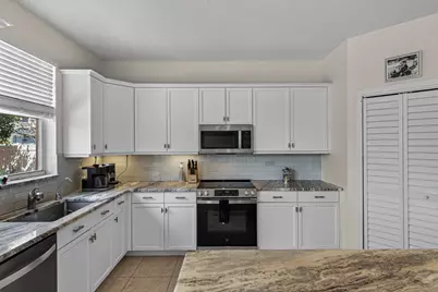 2078 Reston Circle, Royal Palm Beach, FL 33411 - Photo 7