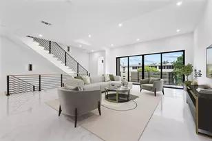 804 NE 2nd St, Fort Lauderdale, FL 33301 - Photo 3