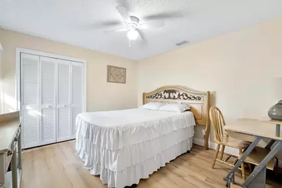 10551 NW 3rd Manor, Coral Springs, FL 33071 - Photo 17