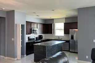 12460 NW McGregor Ln, Port Saint Lucie, FL 34987 - Photo 11