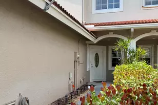 12752 Westhampton Cir, Wellington, FL 33414 - Photo 3