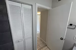 1854 Abbey Rd, West Palm Beach, FL 33415 - Photo 17