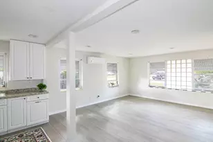 422 N Broadway, Lantana, FL 33462 - Photo 5