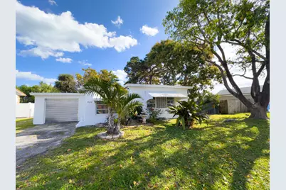 422 N Broadway, Lantana, FL 33462 - Photo 1