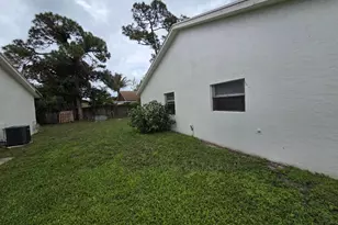 3762 Mil Race Ct, Greenacres, FL 33463 - Photo 17