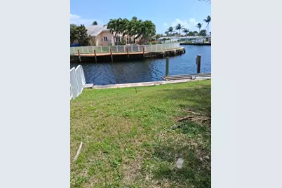 660 SE 7th Avenue, Pompano Beach, FL 33060 - Photo 1