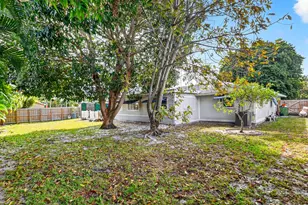 320 Riverdale Rd, Palm Springs, FL 33461 - Photo 43