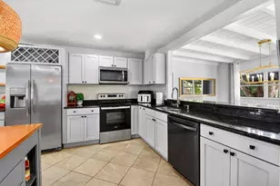 320 Riverdale Rd, Palm Springs, FL 33461 - Photo 17