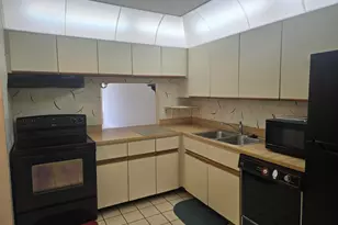 150 Lake Nancy Ln, West Palm Beach, FL 33411 - Photo 5