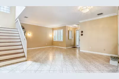 8292 Calabria Lakes Drive, Boynton Beach, FL 33473 - Photo 9