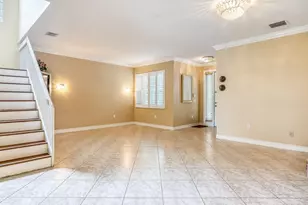8292 Calabria Lakes Drive, Boynton Beach, FL 33473 - Photo 9