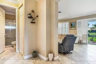 8292 Calabria Lakes Drive, Boynton Beach, FL 33473 - Photo 11