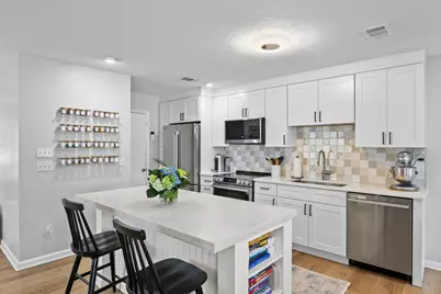 3266 NE Holly Creek Drive, Jensen Beach, FL 34957 - Photo 9