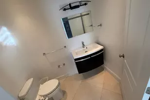 2634 Yacht Club Blvd, Fort Lauderdale, FL 33304 - Photo 3