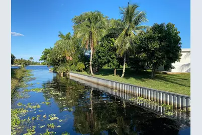 7500 W Lake Drive, Lake Clarke Shores, FL 33406 - Photo 9